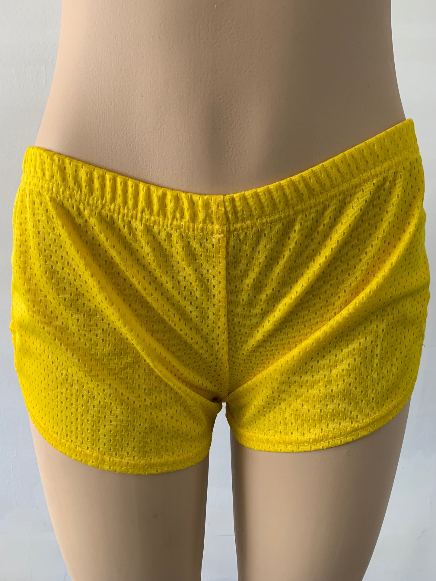 Short dama